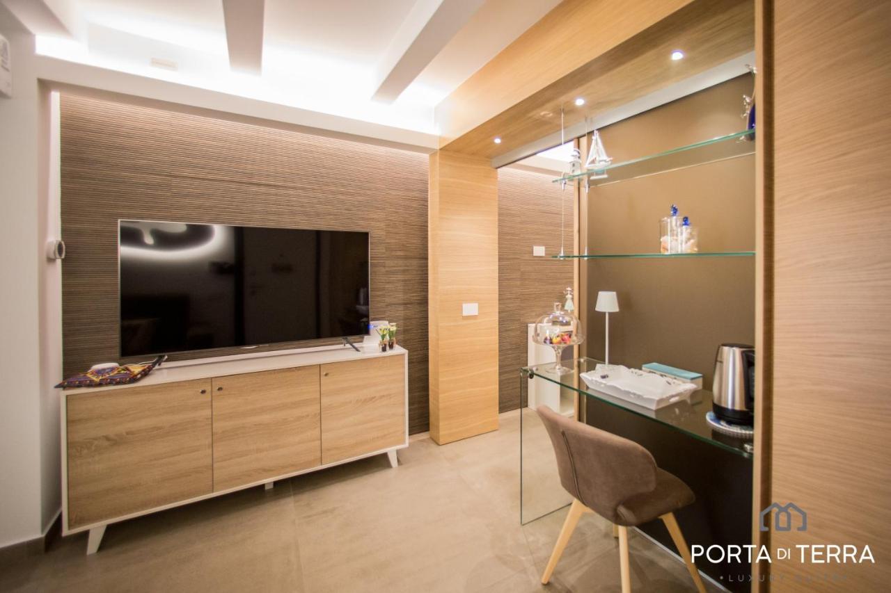 Porta Di Terra 'Luxury Suite ' Чефалу Екстер'єр фото